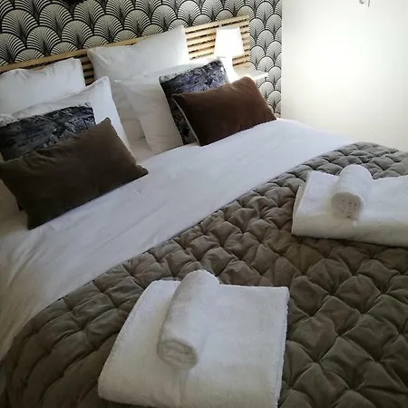 D'hote Noalhat - Zenith D'auvergne Apartamento *